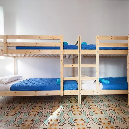 Bed In Отель типа 