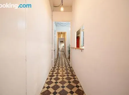 Bed In خيرونا