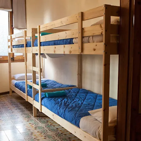 Bed In Bed and breakfast 2*