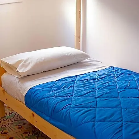 Bed In 2* Gerona