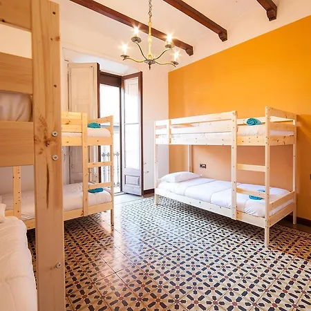 Bed In Couette-café 2*