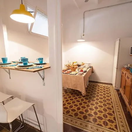 Bed & Breakfast Bed In Girona