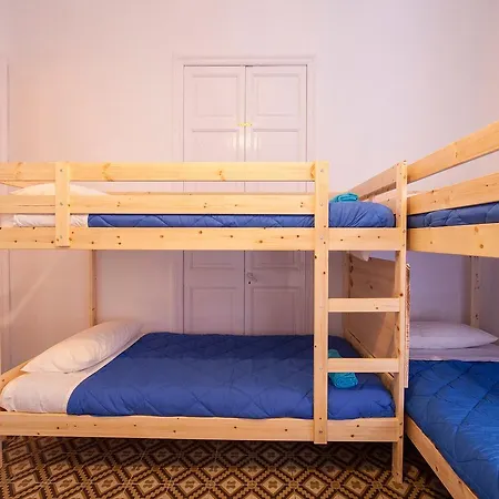 Couette-café Bed In