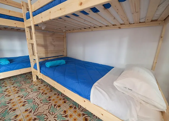 Bed In ベッド・アンド・ブレックファスト