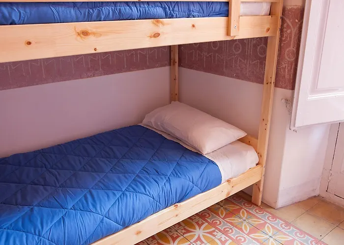 Bed In 2*