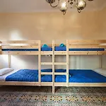 Bed In 2*