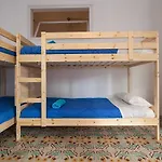 Bed In Alojamento de Acomodação e Pequeno-almoço Girona