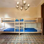 Bed In Alojamento de Acomodação e Pequeno-almoço Girona