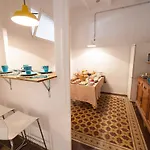 Alojamento de Acomodação e Pequeno-almoço Bed In Girona