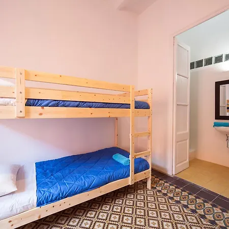 Bed In 2*