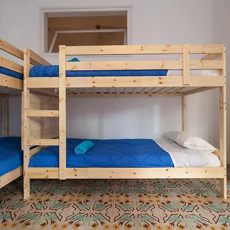 Bed In Bed and breakfast Gerona