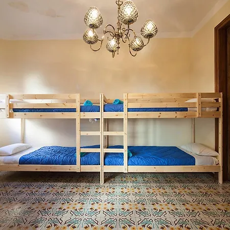 Bed In B&B 지로나